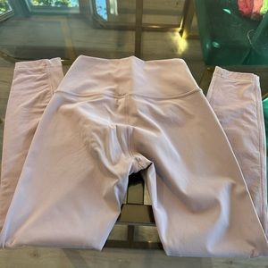 Lululemon Luxtreme 25”